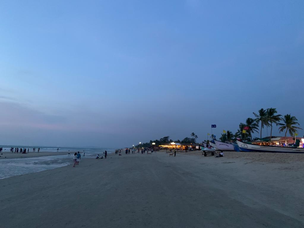 Benaulim beach at night